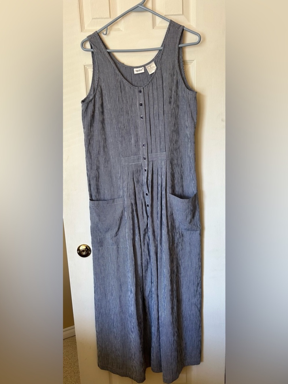 90s vintage Navy Blue Gingham dress with button front, pleats & pockets - size 8